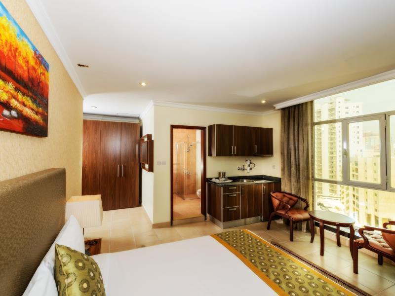Bravo Royal Hotel Suites Kuwait City Exterior foto